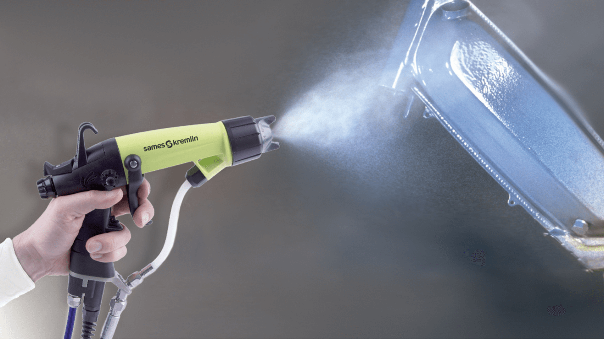aplikacja-elektrostatyczna-nanogun-redukcja-zuzycia-farby-lakiernia-przemyslowa.png